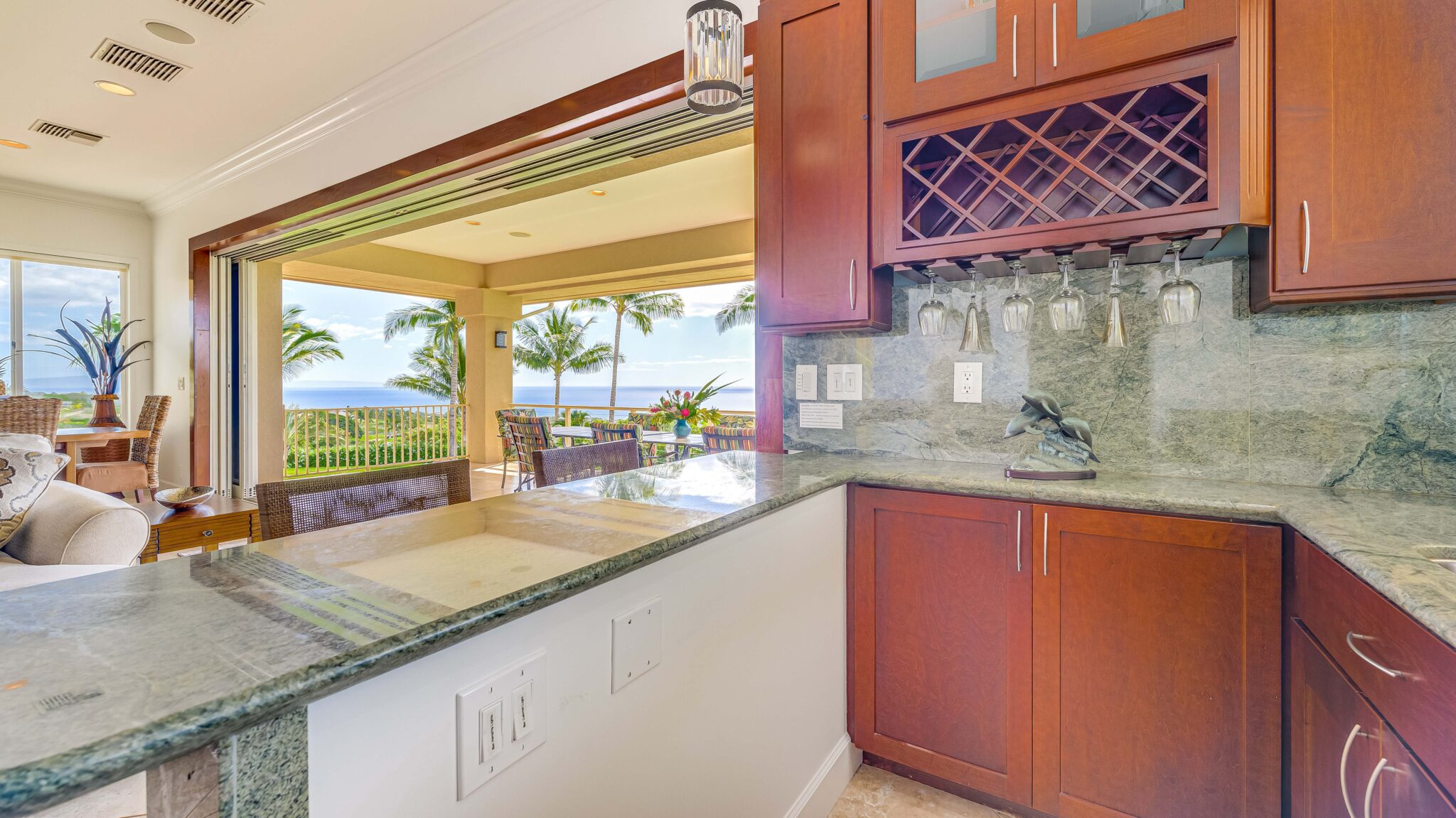 Punakea Loop Unit B Lahaina HI 96761 - bar2