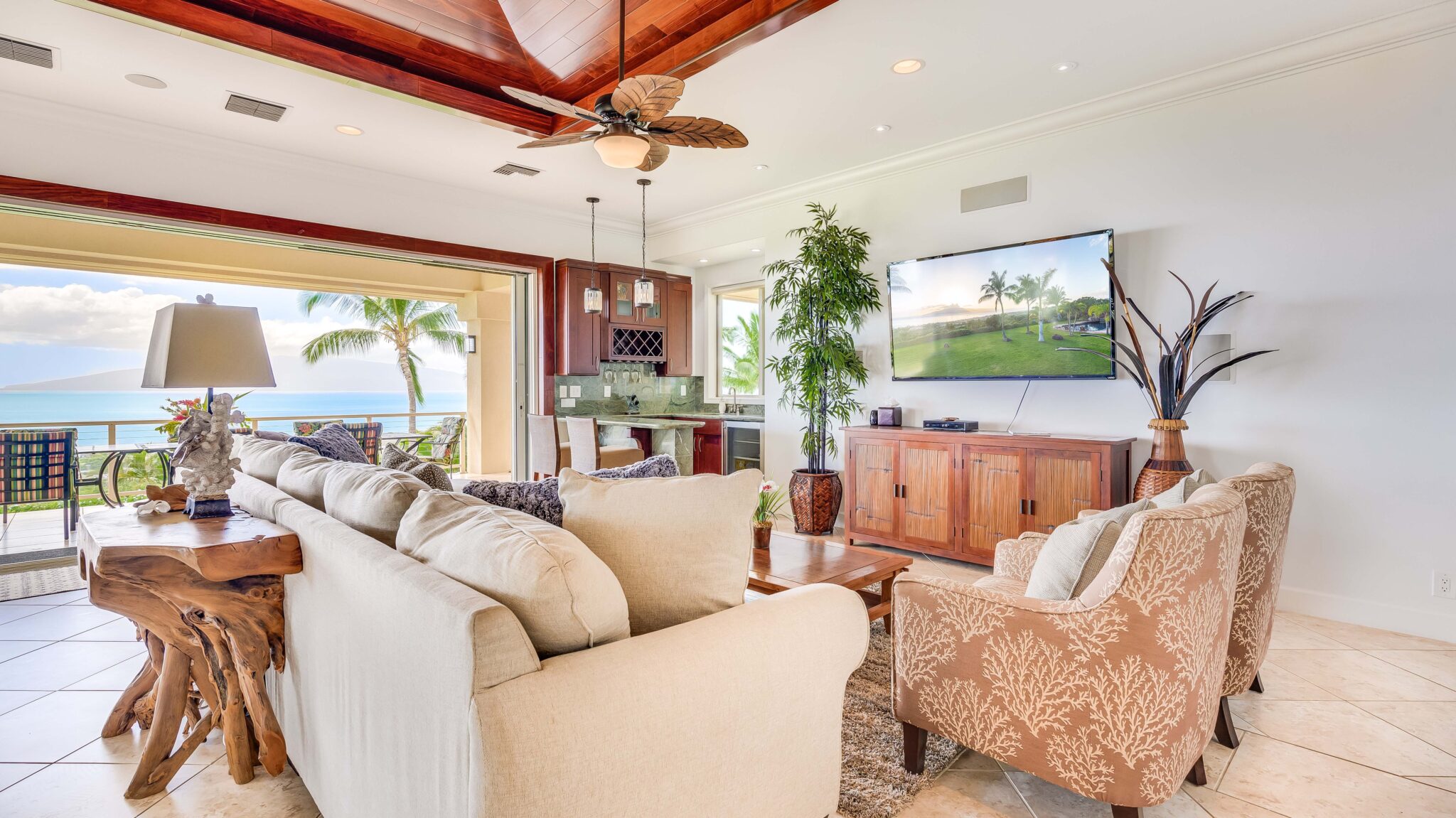 Punakea Loop Unit B Lahaina HI 96761 - view living